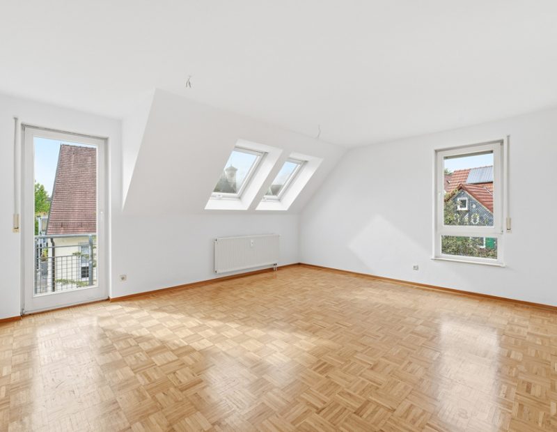 Wohn-/ Esszimmer